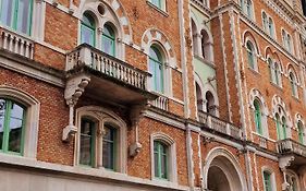 Veneziana Apartments